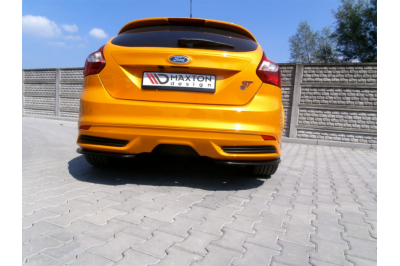 Накладки сплиттеры боковые на задний бампер на Ford Focus III ST